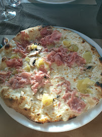 Pizza du Restaurant italien La Tana à Richemont - n°1