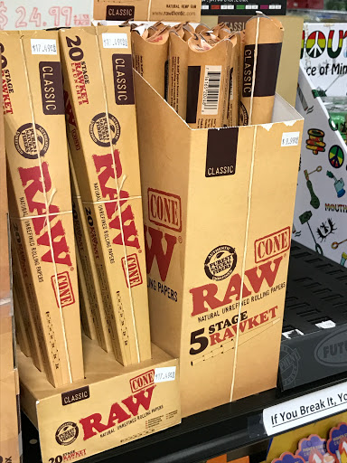 Cigar Shop «Park Avenue Smoke Shop», reviews and photos, 194 Park Ave, Worcester, MA 01609, USA