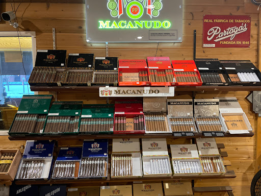  «Royal Pipes & Tobaccos Ltd», reviews and photos, 105 Boyd St, Norman, OK 73069, USA