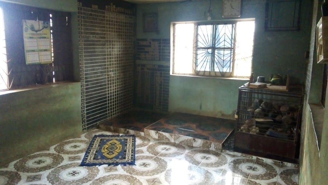 Iyana Apaja Mosque, Aponmode