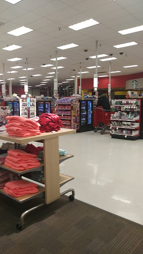 Department Store «Target», reviews and photos, 4202 13th Ave SW, Fargo, ND 58103, USA