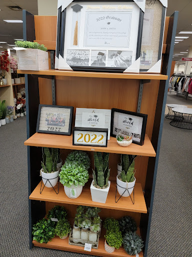 Clothing Store «Burlington Coat Factory», reviews and photos, 4801 McKnight Rd #42, Pittsburgh, PA 15237, USA