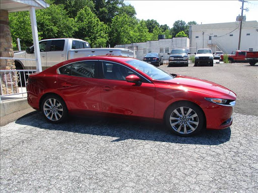 Auto Body Shop «Douglassville Auto Body & Sales», reviews and photos, 1501 Benjamin Franklin Hwy, Douglassville, PA 19518, USA