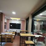 Photo n°1 de l'avis de Mauro. fait le 06/12/2018 à 09:35 sur le  Sisters à Latina