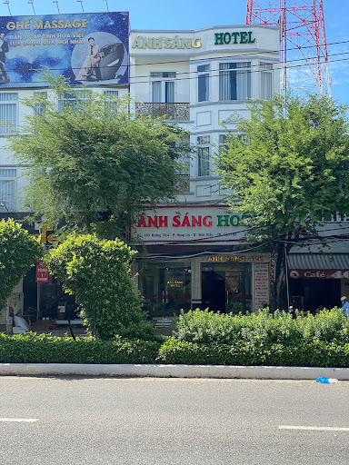 Ánh Sáng Hotel