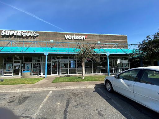 GoWireless Verizon Authorized Retailer, 2389 NW Kings Blvd, Corvallis, OR 97330, USA, 
