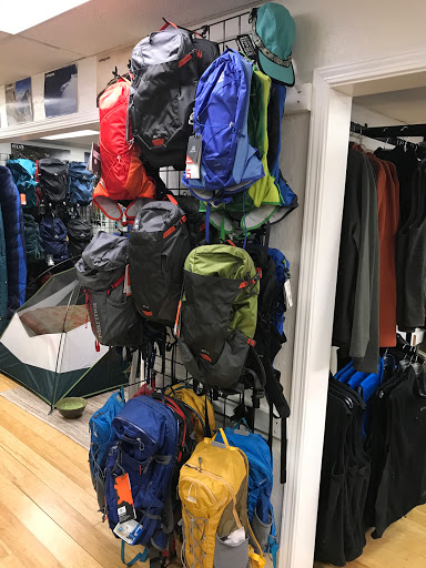 Sporting Goods Store «Sierra Mountain Outdoors Placerville», reviews and photos, 465 Main St, Placerville, CA 95667, USA