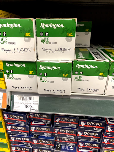 Sporting Goods Store «Academy Sports + Outdoors», reviews and photos, 7926 Giacosa Pl, Memphis, TN 38133, USA