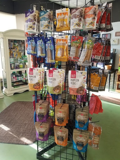 Pet Supply Store «Animal Krackers Inc», reviews and photos, 232 Main St, Gloucester, MA 01930, USA