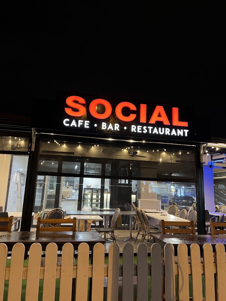 Social Cafe Restaurant 4075