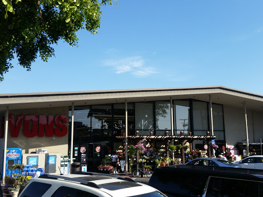 Grocery Store «Vons», reviews and photos, 410 Manhattan Beach Blvd, Manhattan Beach, CA 90266, USA