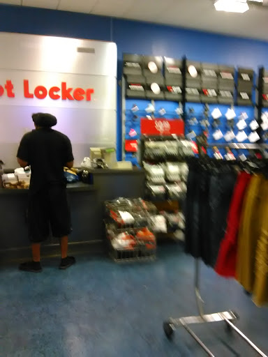 Foot Locker, 1465 NW 40th Ave, Lauderhill, FL 33313, USA, 