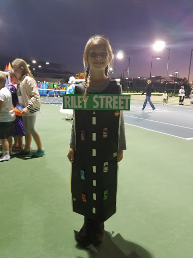 Club «Paseo Club», reviews and photos, 27650 Dickason Dr, Valencia, CA 91355, USA