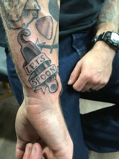 Tattoo Shop «Sacred Art Tattoo LLC», reviews and photos, 1425 NW Monroe Ave # C, Corvallis, OR 97330, USA