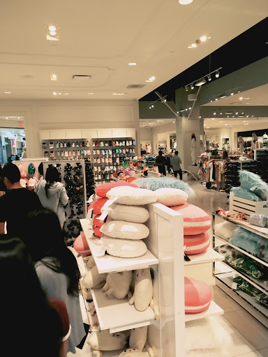 Clothing Store «Forever 21», reviews and photos, 450 Great Mall Dr, Milpitas, CA 95035, USA