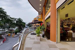 Centrepoint Bandar Utama image