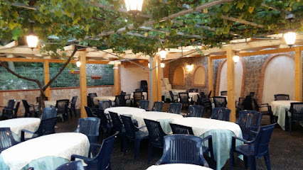 Villa Verde Restaurant - via, Via Casa Gagliardi, 25, 84013 Sant,Antuono SA, Italy