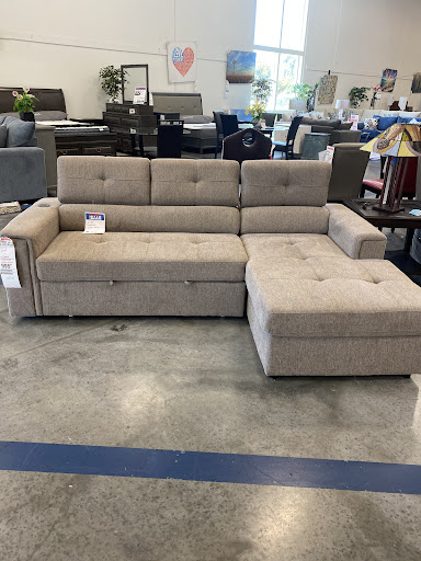 Outlet Store «Rooms To Go Outlet Furniture Store - Pearl River», reviews and photos, 63295 Old Military Rd, Pearl River, LA 70452, USA