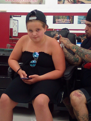 Tattoo Shop «Lucky Tattoo», reviews and photos, 1639 Washington Ave, Miami Beach, FL 33139, USA