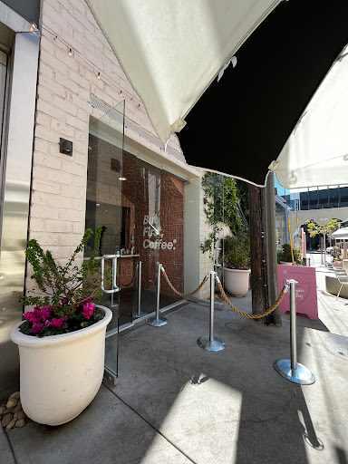 Cafe «Alfred Coffee {In The Alley}», reviews and photos, 8509 Melrose Ave, West Hollywood, CA 90069, USA