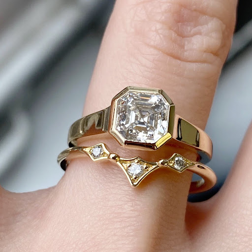 Jewelry Store «Malka Diamonds & Jewelry», reviews and photos, 529 SW 3rd Ave, Portland, OR 97204, USA