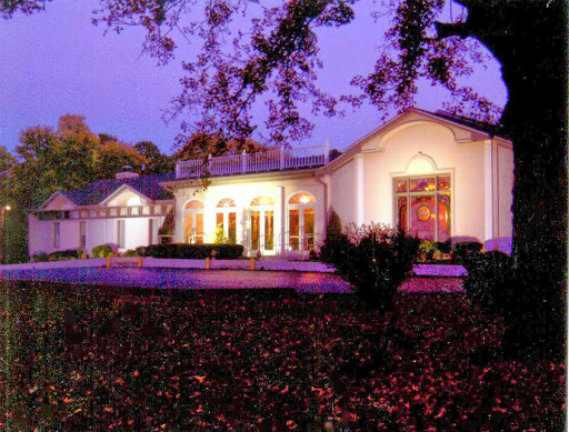 Funeral Home «Williams Funeral Home & Crematory», reviews and photos, 2517 Trotwood Ave, Columbia, TN 38401, USA