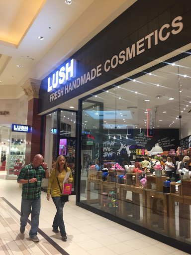 Lush Cosmetics, 3930 S Las Vegas Blvd #115, Las Vegas, NV 89119, USA, 