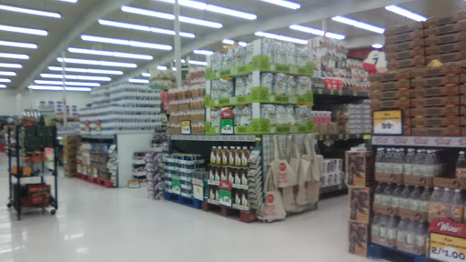 Grocery Store «Grocery Outlet Bargain Market», reviews and photos, 354 S 1st Ave, Hillsboro, OR 97123, USA