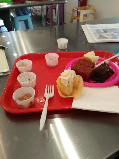 Cake Shop «A Cake In Time», reviews and photos, 29 NY-25A, Mt Sinai, NY 11766, USA