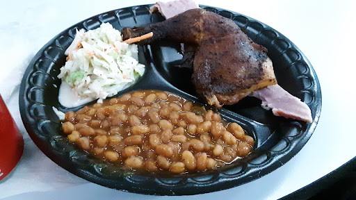 Barbecue Restaurant «Backwoods BBQ», reviews and photos, 5172 Hinkleville Rd, Paducah, KY 42001, USA