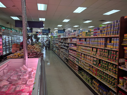 Supermarket «La Isla Supermarket», reviews and photos, 9722 US-192, Clermont, FL 34714, USA