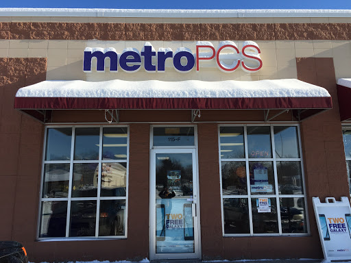 Cell Phone Store «MetroPCS», reviews and photos, 115 Elm St f, Farmington, MN 55024, USA