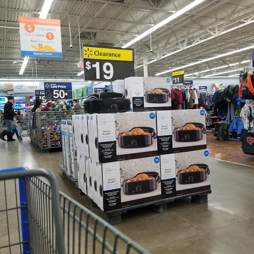 Department Store «Walmart Supercenter», reviews and photos, 2680 N Illinois 83, Round Lake Beach, IL 60073, USA