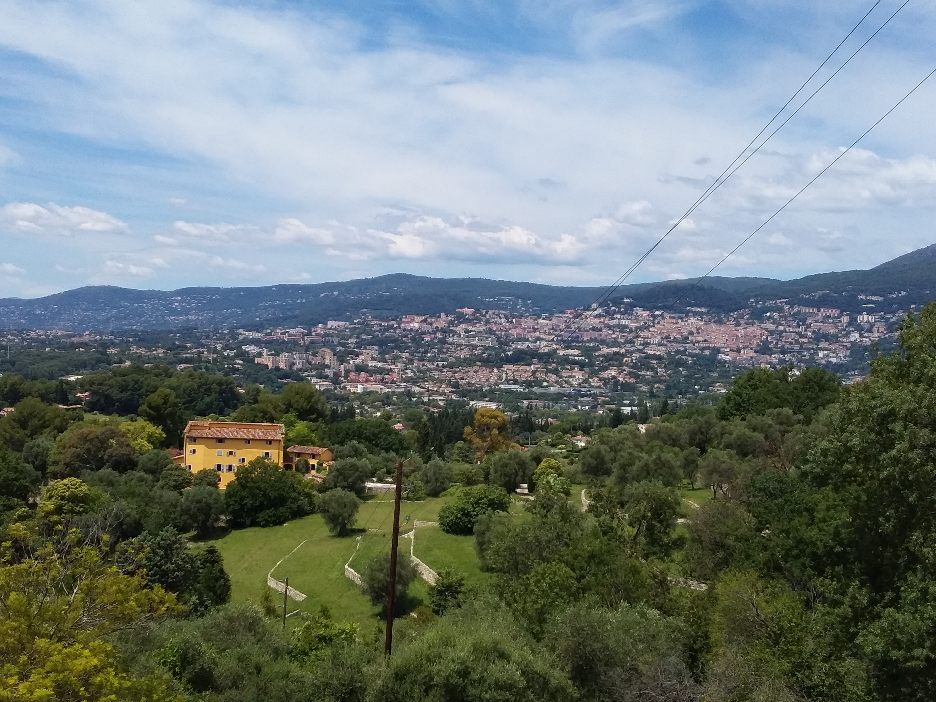 Photo n° 3 de l'avis de Yo_.a fait le 21/06/2020 à 14:12