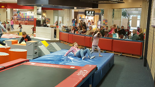 Shopping Mall «Lakeshore Mall», reviews and photos, 150 Pearl Nix Pkwy, Gainesville, GA 30501, USA