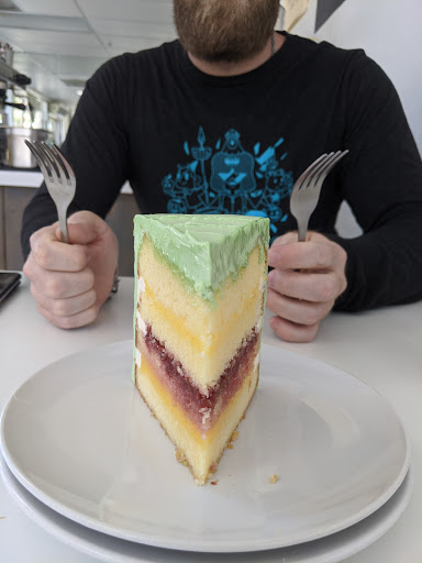 Lemon raspberry cake