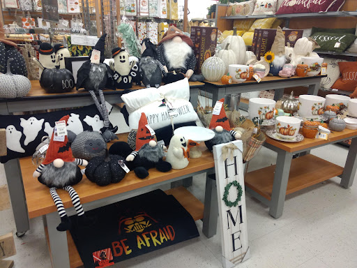 Department Store «T.J. Maxx», reviews and photos, 154 Rt. 9 - Rd 3, Englishtown, NJ 07726, USA