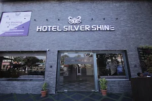 Hotel Silver Shine image