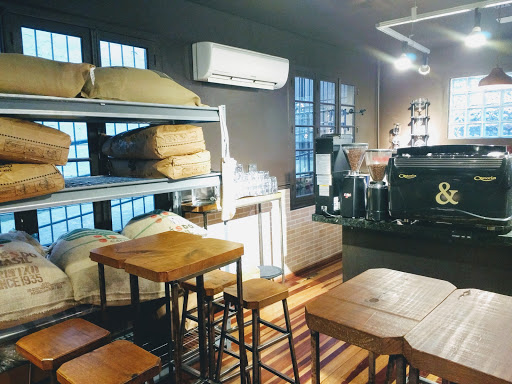 Logo da empresa - William & Sons Coffee Co.