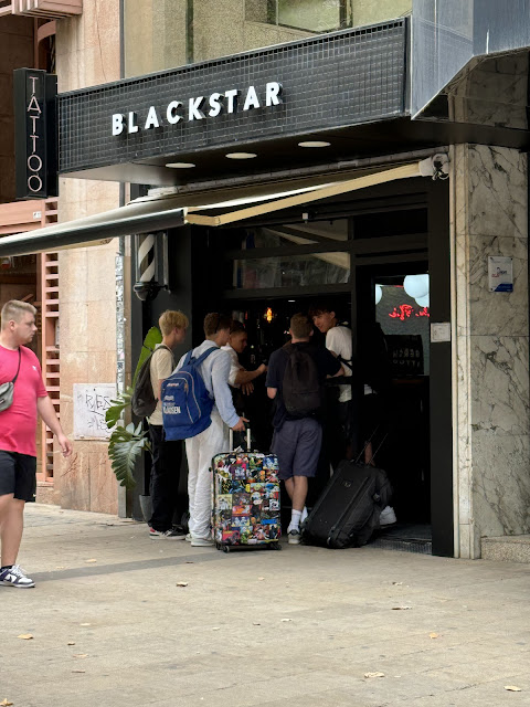 BLACKSTAR Tattoo & Barbershop | Rambla