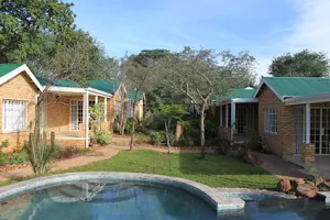 Chobe River Cottages image