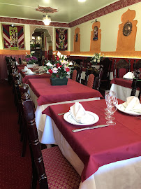 Atmosphère du Restaurant indien Restaurant New Kathmandu à Garches - n°10