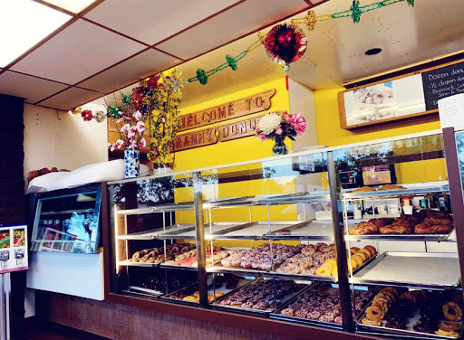 Donut Shop «Granny Donuts», reviews and photos, 1555 S Robert St, St Paul, MN 55118, USA