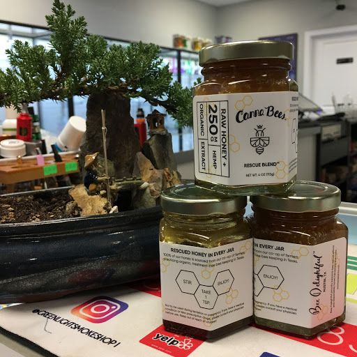 Tobacco Shop «Green Light Smoke Shop», reviews and photos, 466 Rayford Rd #104, Spring, TX 77386, USA