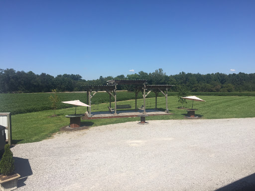 Flea Market «The Hayloft at Port Royal», reviews and photos, 551 Port Royal Rd, Clarksville, TN 37040, USA