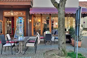 Annabell's Café image