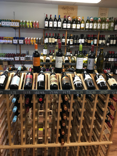 Liquor Store «The Liquor Lad», reviews and photos, 17 Burlington Rd, Harwinton, CT 06791, USA
