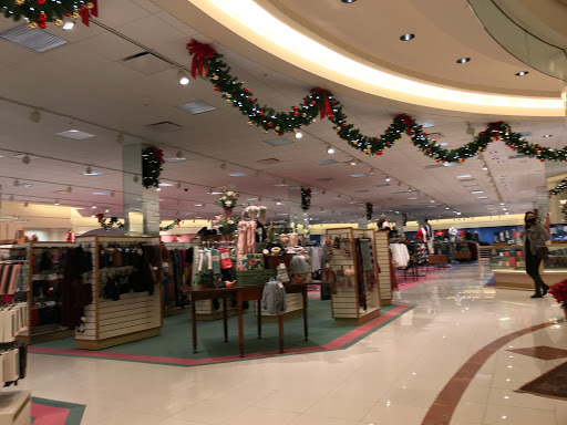 Department Store «Von Maur», reviews and photos, 1530 Polaris Pkwy, Columbus, OH 43240, USA