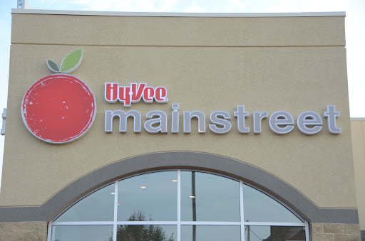 Grocery Store «Hy-Vee Mainstreet», reviews and photos, 510 E 6th St, Muscatine, IA 52761, USA