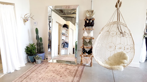 Clothing Store «Meraki Moon Boutique», reviews and photos, 3070 Blake St #100, Denver, CO 80205, USA